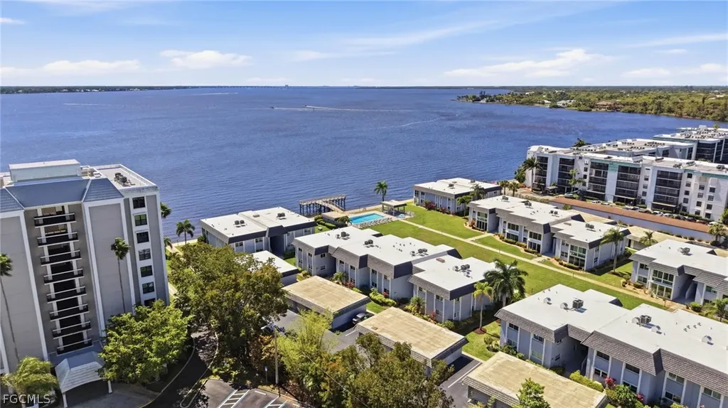 3374 N Key Drive North Fort Myers FL 33903