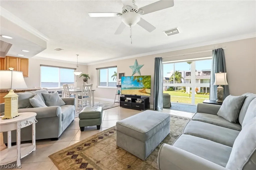3374 N Key Drive North Fort Myers FL 33903