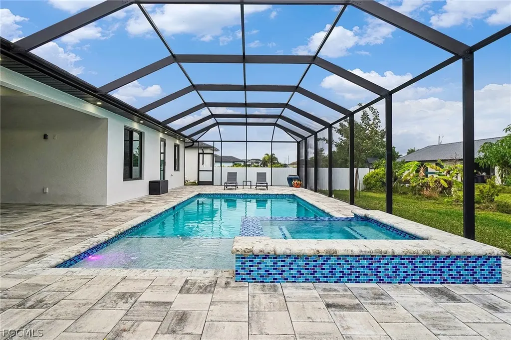 3621 NW 1st Street Cape Coral FL 33993