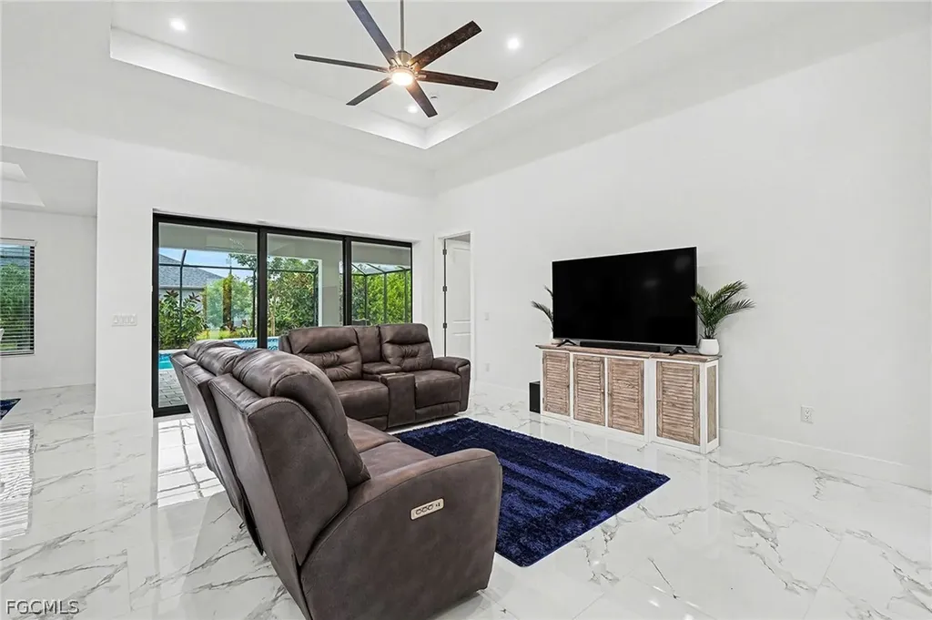3621 NW 1st Street Cape Coral FL 33993