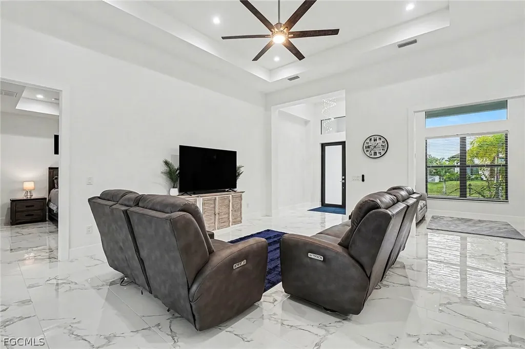 3621 NW 1st Street Cape Coral FL 33993