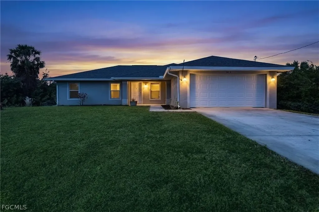 6023 Thrush Avenue Fort Myers FL 33905