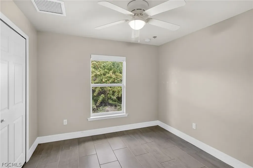 6023 Thrush Avenue Fort Myers FL 33905