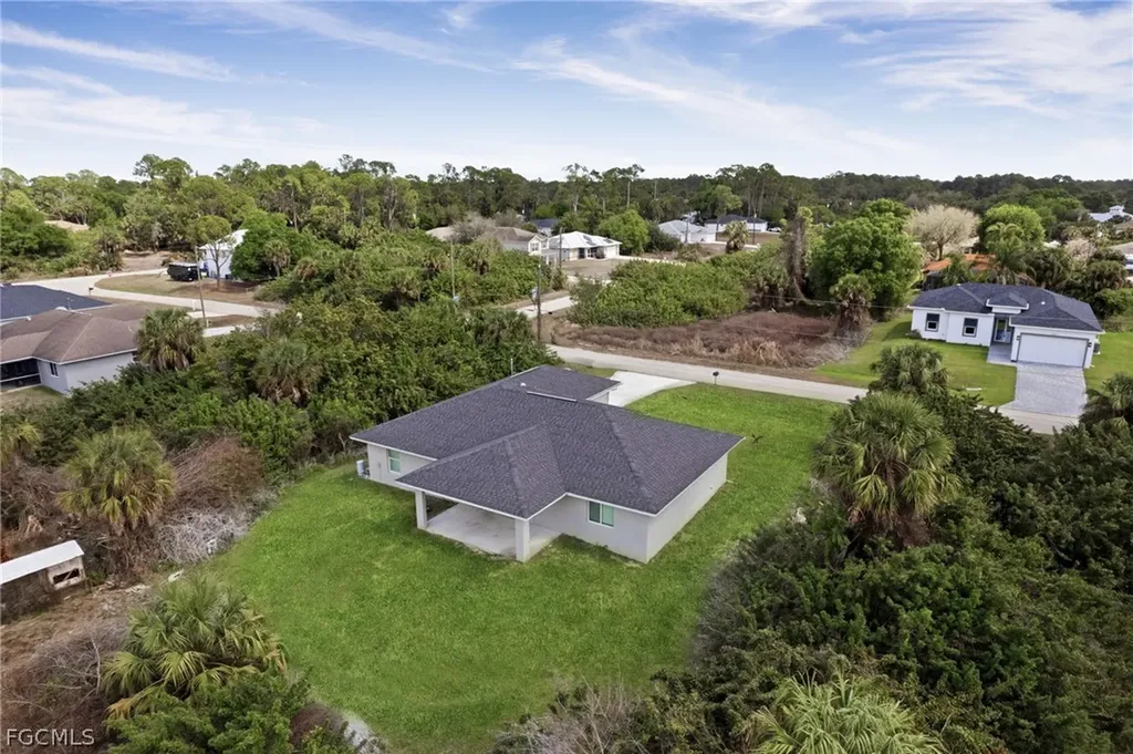 6023 Thrush Avenue Fort Myers FL 33905
