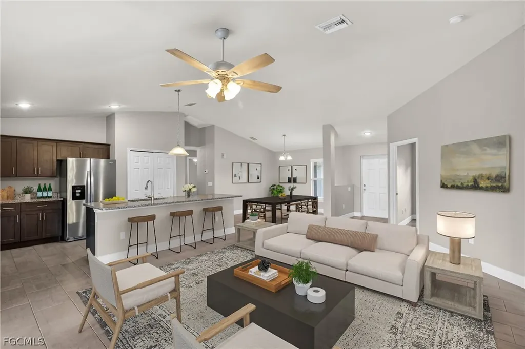 6023 Thrush Avenue Fort Myers FL 33905