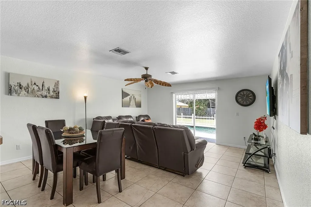 1333 SE 8th Avenue Cape Coral FL 33990