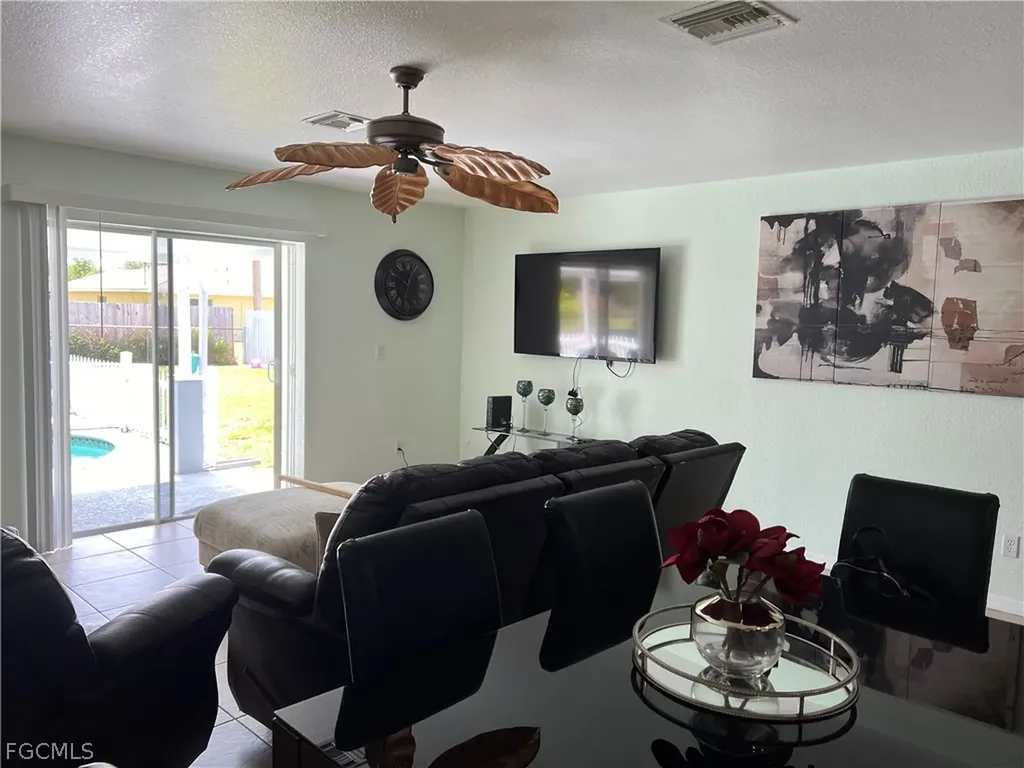 1333 SE 8th Avenue Cape Coral FL 33990