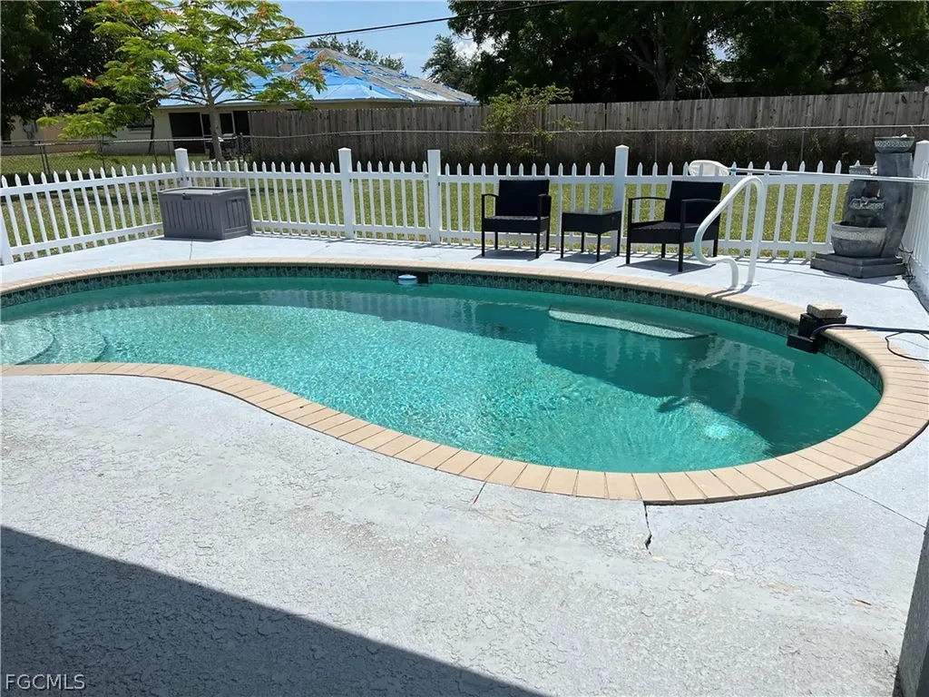 1333 SE 8th Avenue Cape Coral FL 33990