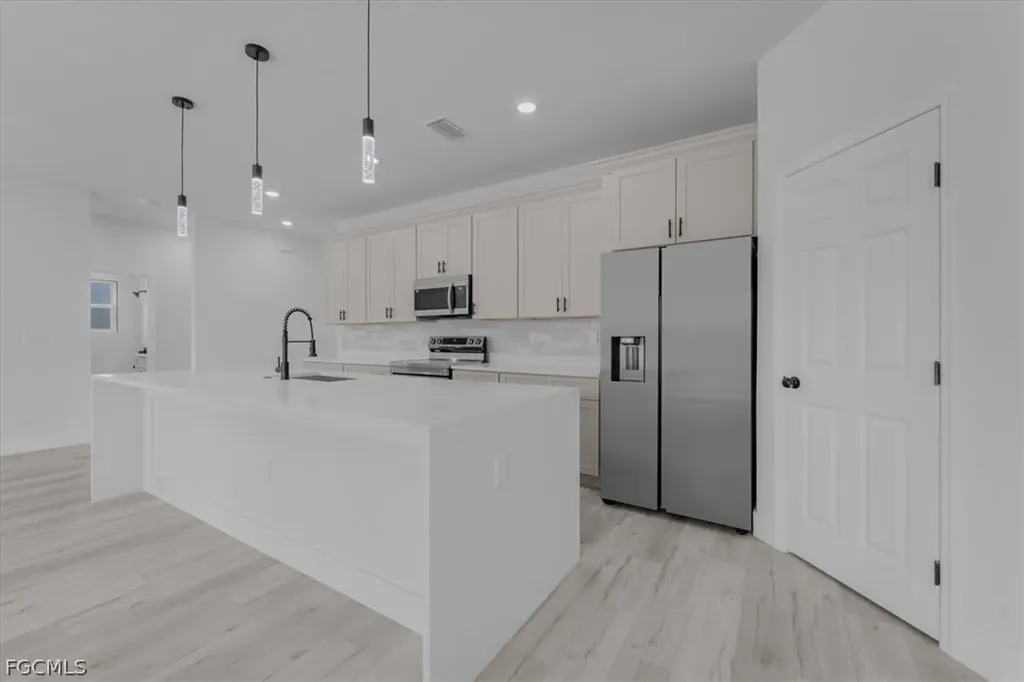 4800 San Lorenzo Drive Sebring FL 33872