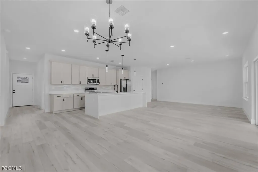 4800 San Lorenzo Drive Sebring FL 33872