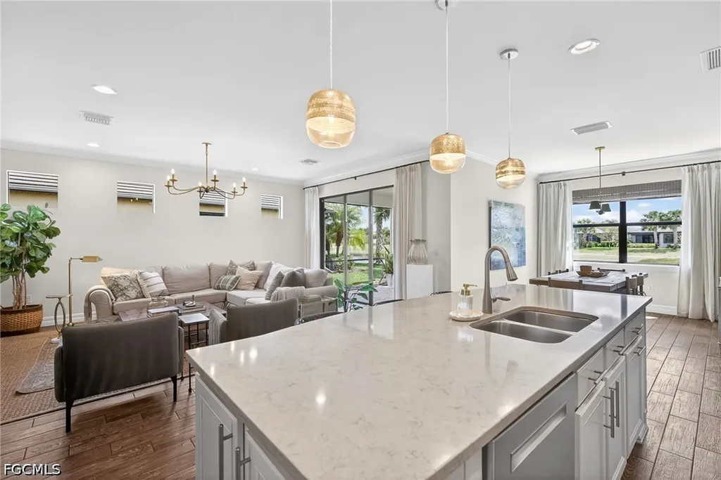 10825 Dennington Road Fort Myers FL 33913