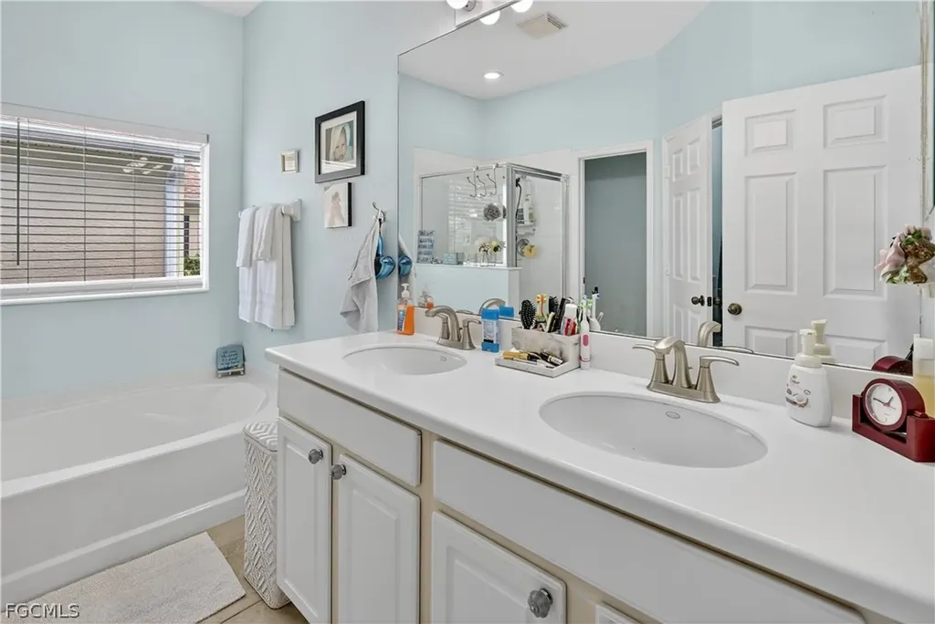 9689 Pineapple Preserve Court Fort Myers FL 33908