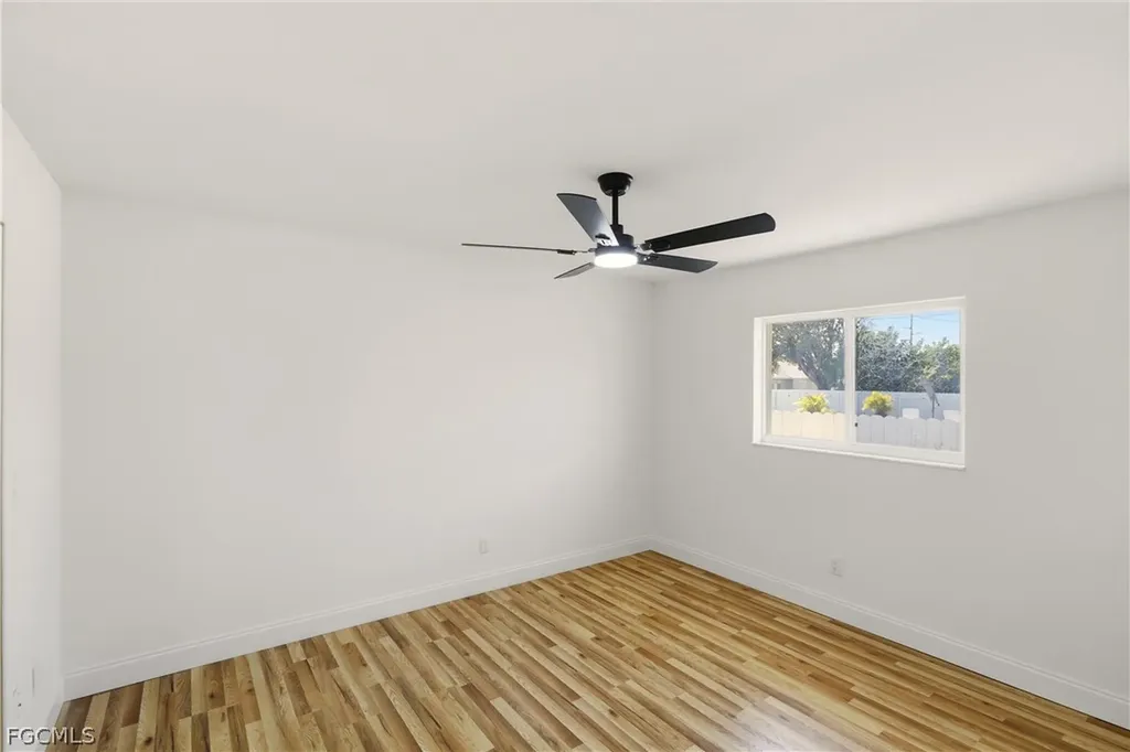 410 SE 7th Street Cape Coral FL 33990
