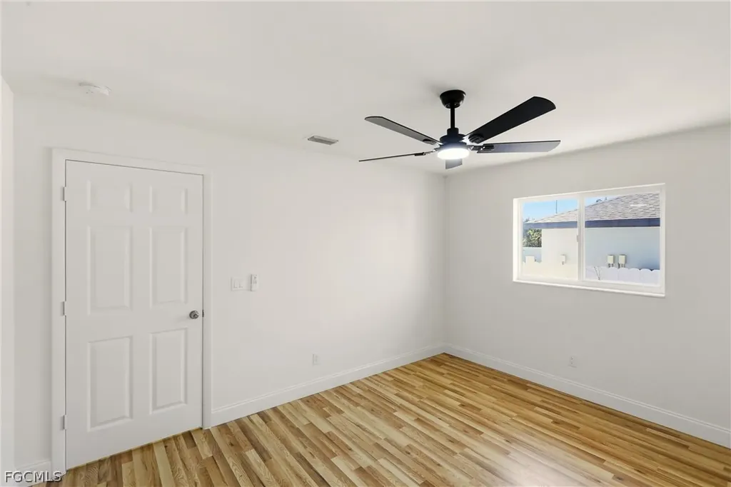 410 SE 7th Street Cape Coral FL 33990