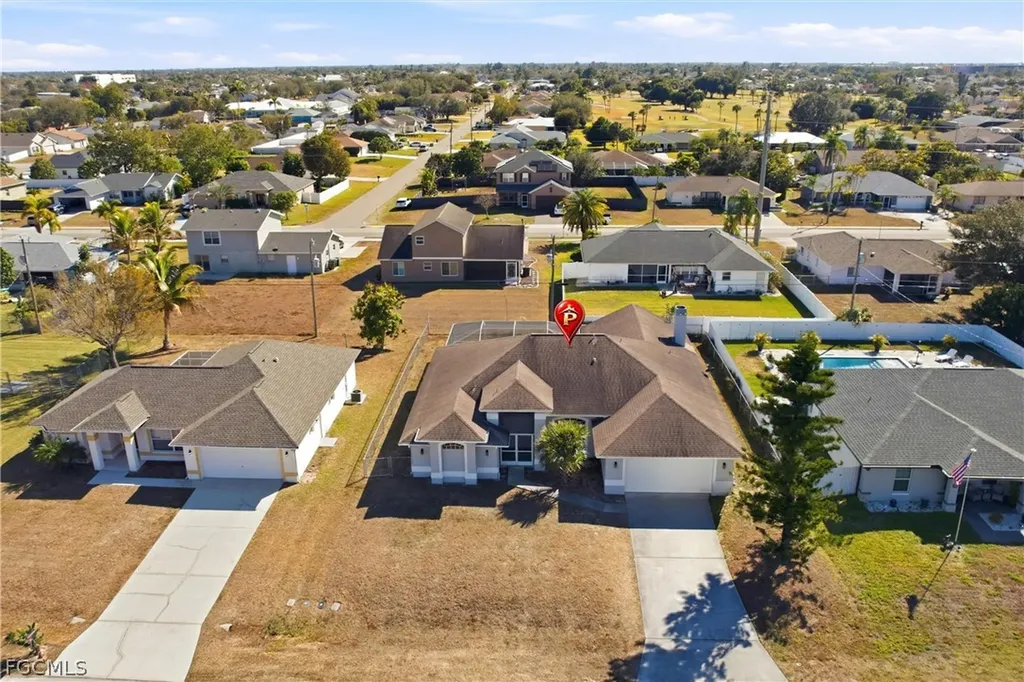 410 SE 7th Street Cape Coral FL 33990
