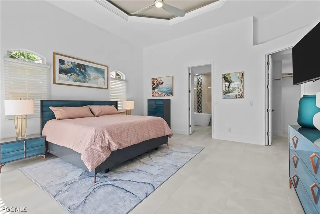 2417 Cape Coral Parkway W Cape Coral FL 33914