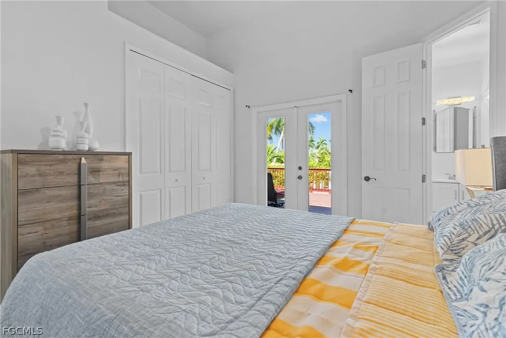 2417 Cape Coral Parkway W Cape Coral FL 33914