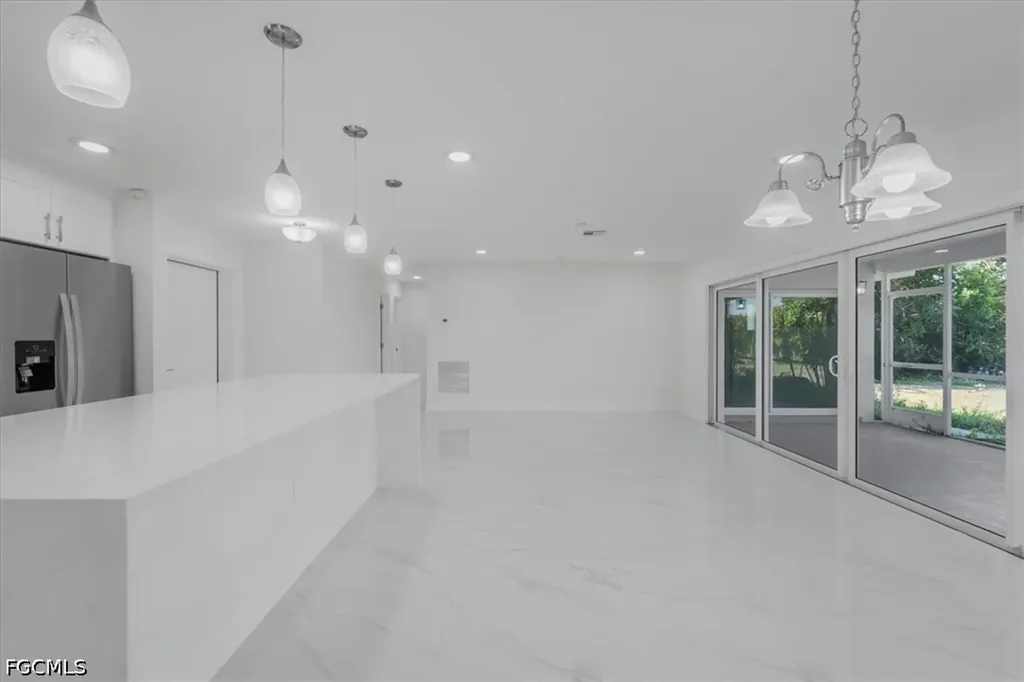 105 SE 45th Terrace Cape Coral FL 33904