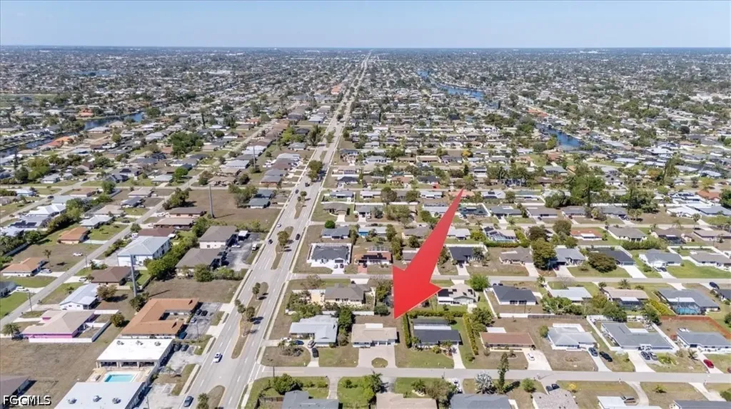 105 SE 45th Terrace Cape Coral FL 33904