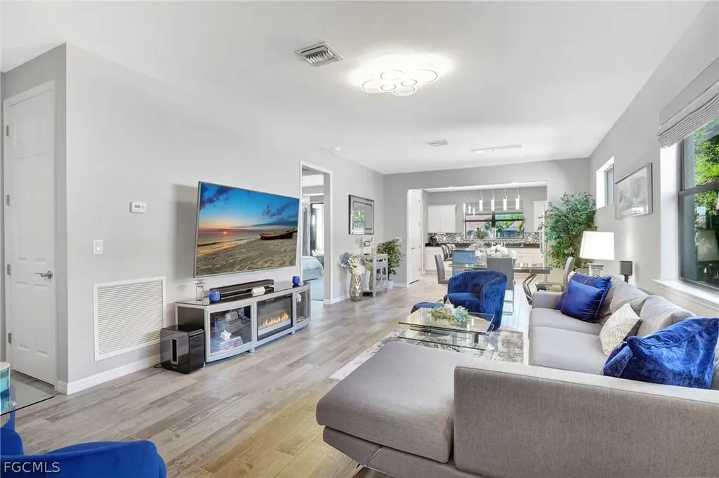 10908 Clarendon Street Fort Myers FL 33913