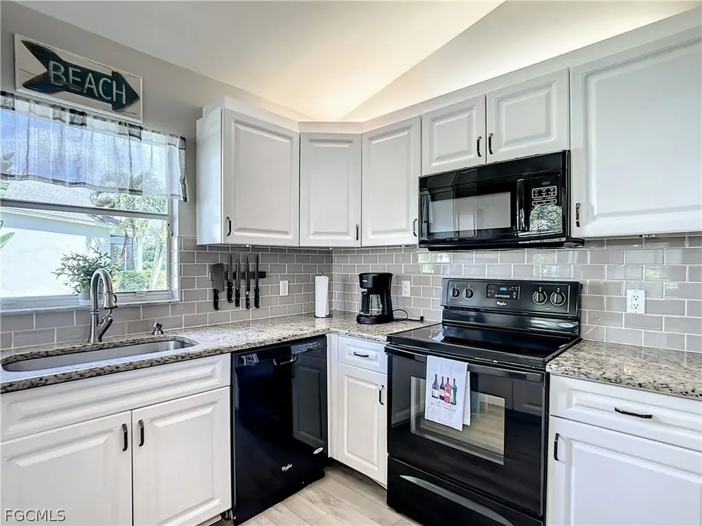 13633 Admiral Court Fort Myers FL 33912