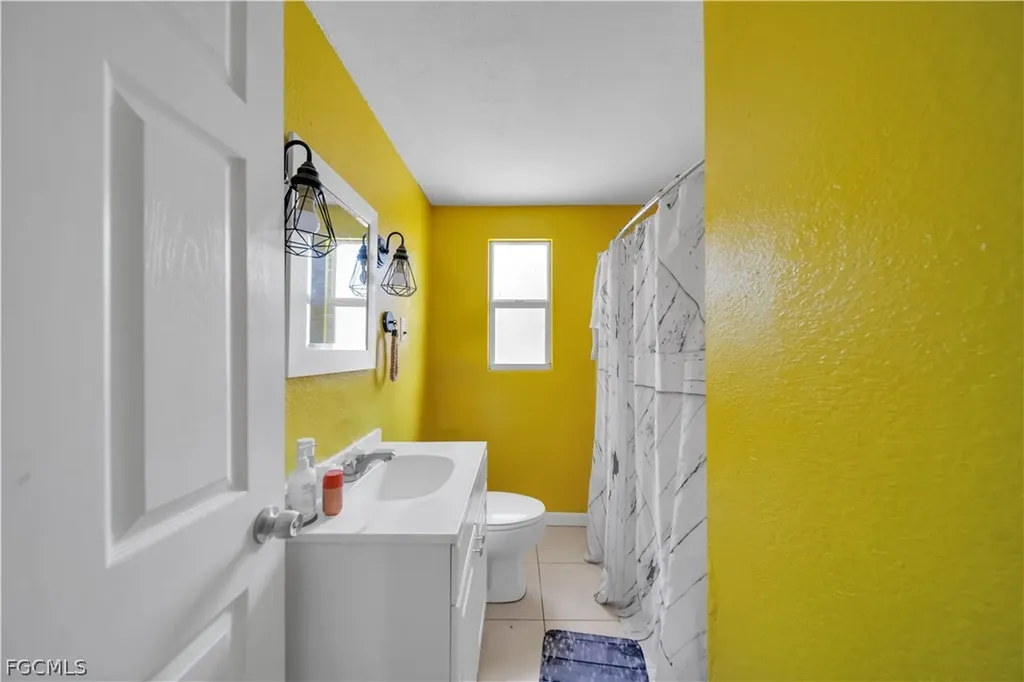 1235 Joerin Avenue North Fort Myers FL 33903