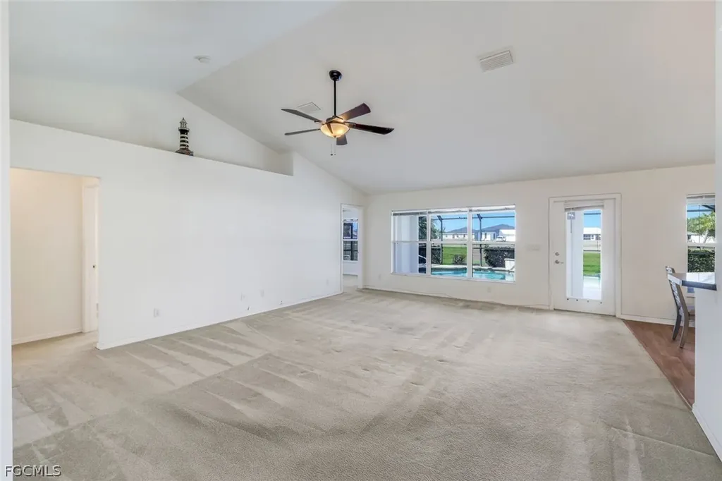 1207 NW 15th Terrace Cape Coral FL 33993