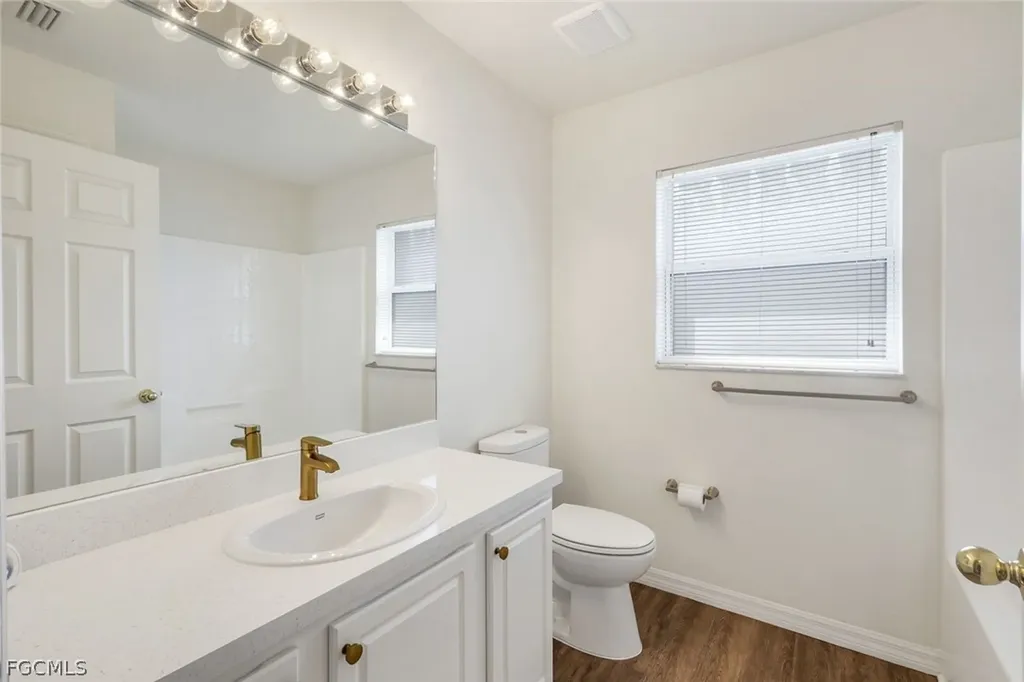 1207 NW 15th Terrace Cape Coral FL 33993