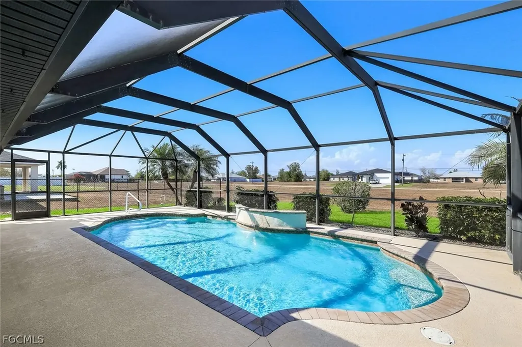 1207 NW 15th Terrace Cape Coral FL 33993