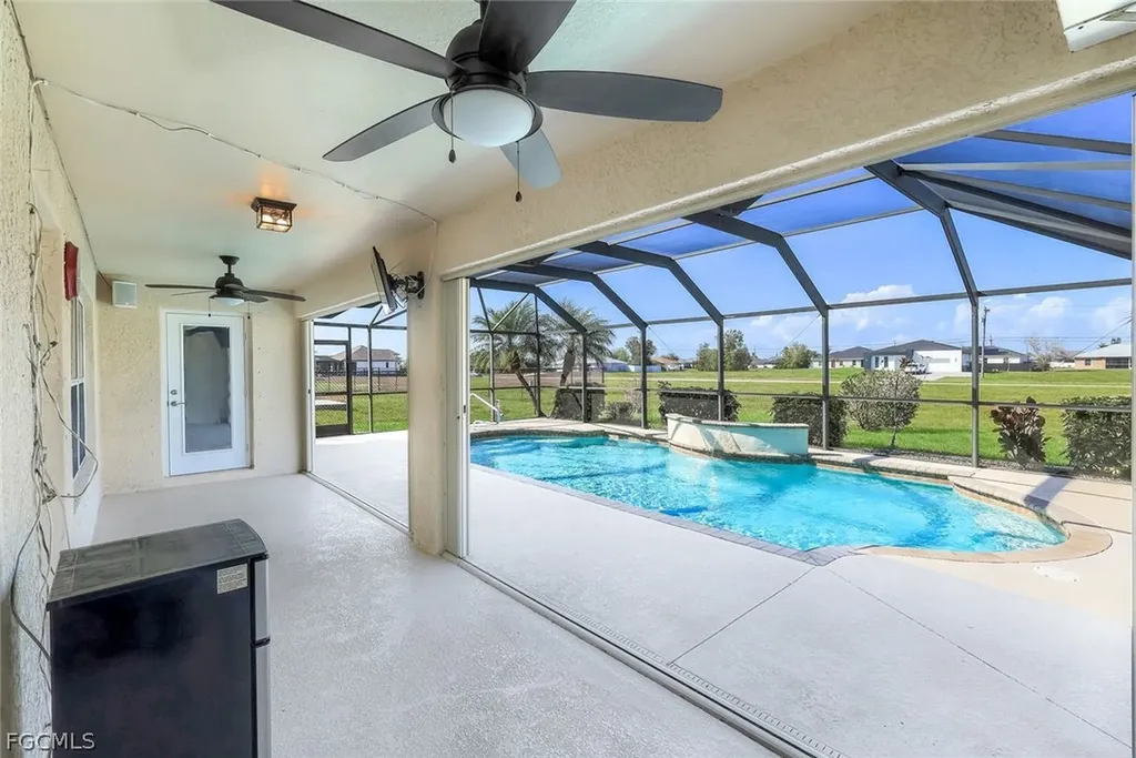 1207 NW 15th Terrace Cape Coral FL 33993