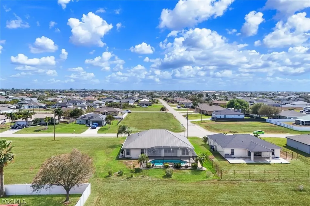 1207 NW 15th Terrace Cape Coral FL 33993