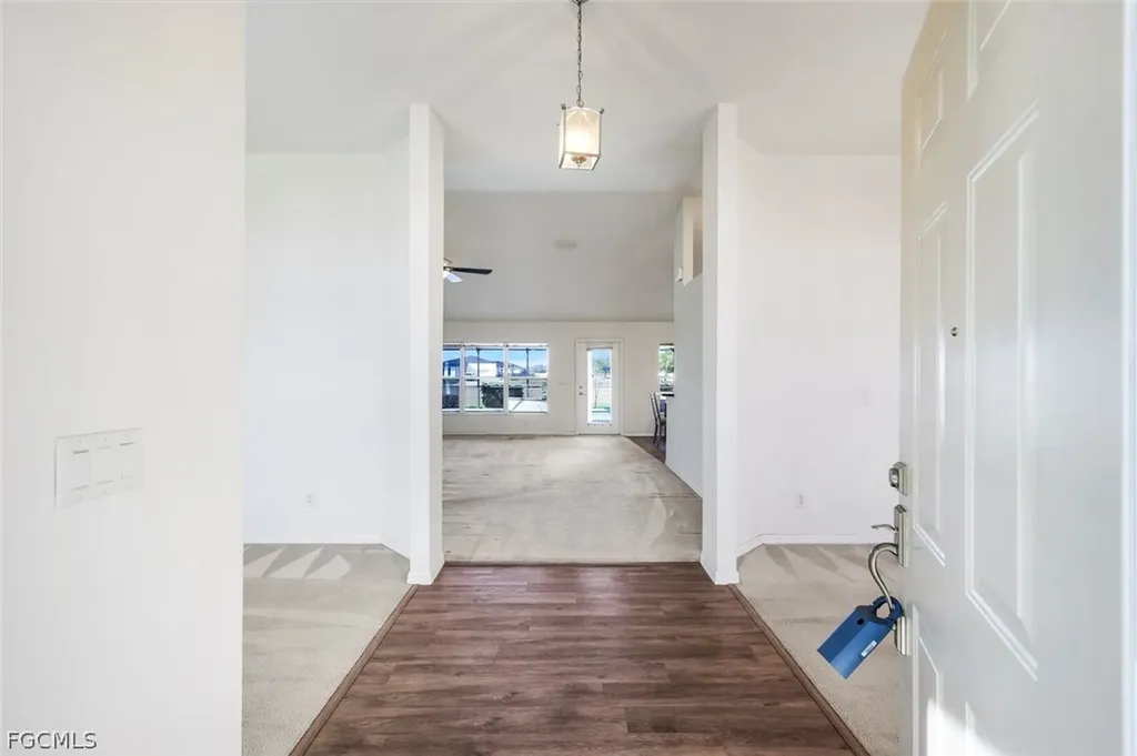 1207 NW 15th Terrace Cape Coral FL 33993
