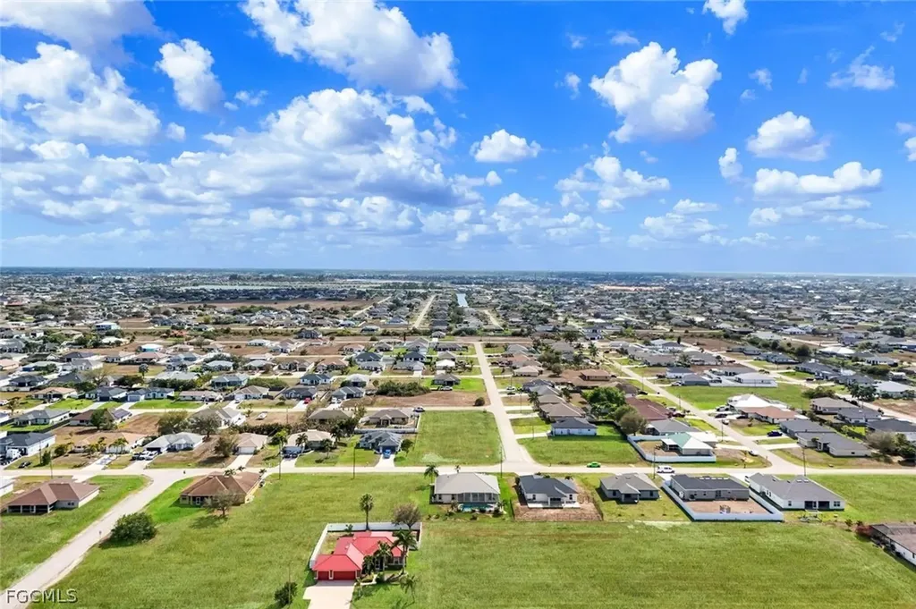 1207 NW 15th Terrace Cape Coral FL 33993