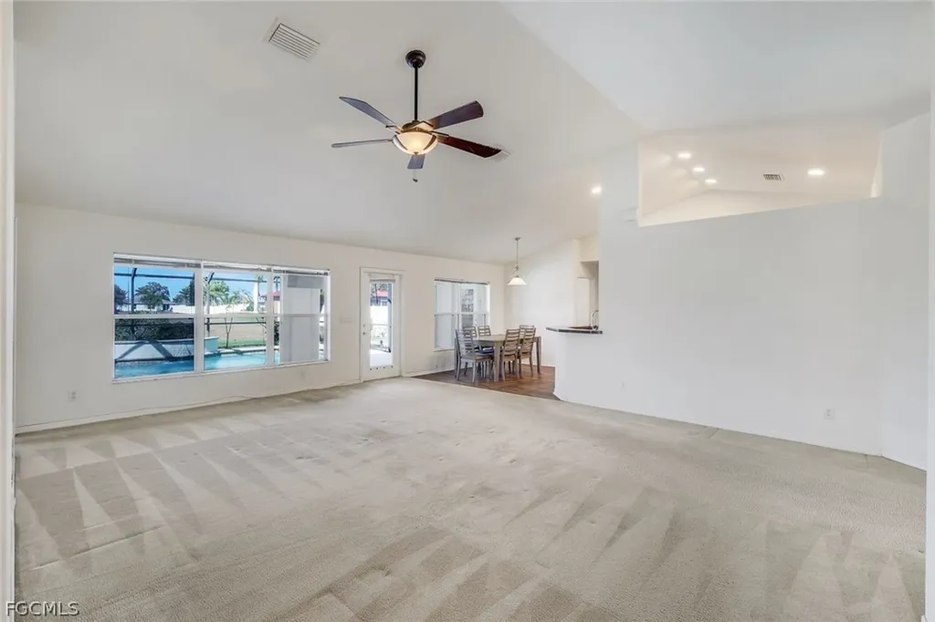 1207 NW 15th Terrace Cape Coral FL 33993