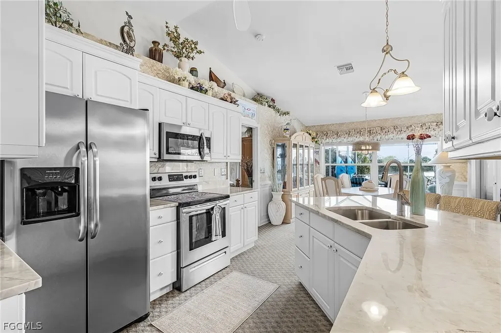 1840 NE 23rd Terrace Cape Coral FL 33909