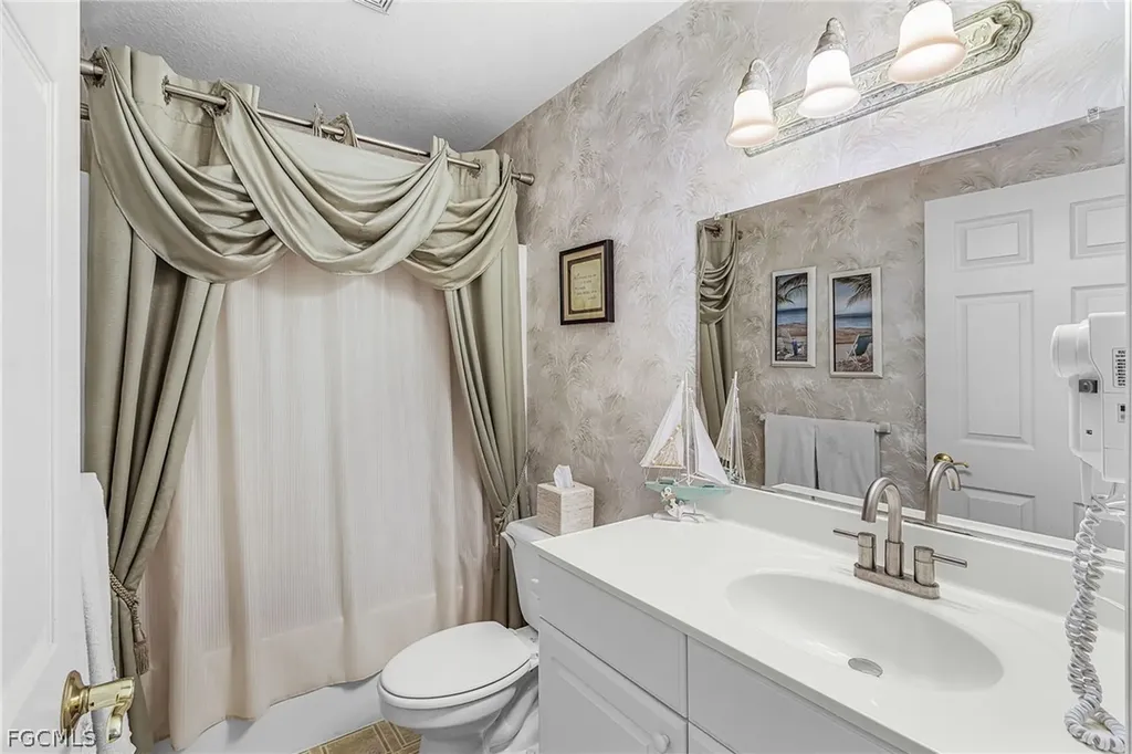 1840 NE 23rd Terrace Cape Coral FL 33909