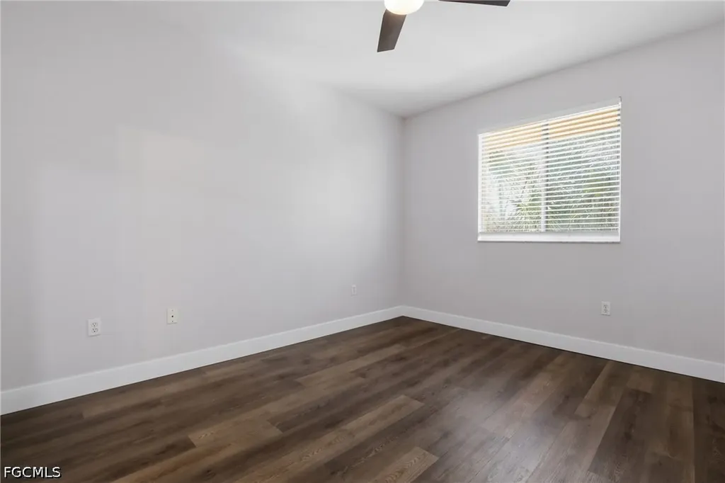 6321 Aragon Way Fort Myers FL 33966