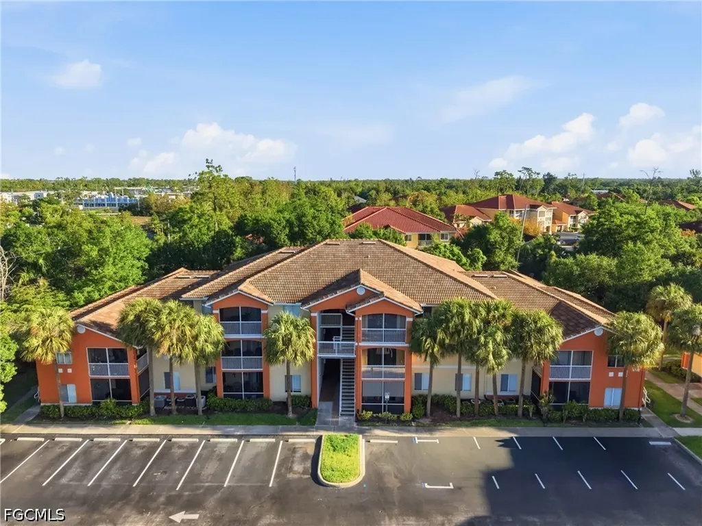 6321 Aragon Way Fort Myers FL 33966
