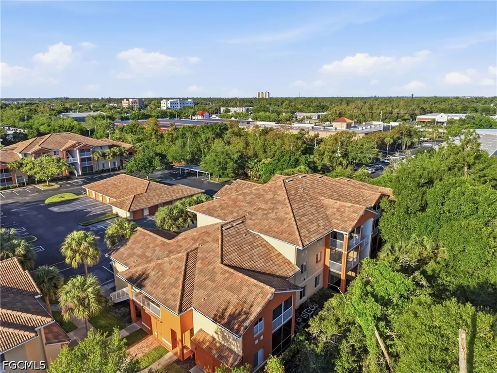 6321 Aragon Way Fort Myers FL 33966