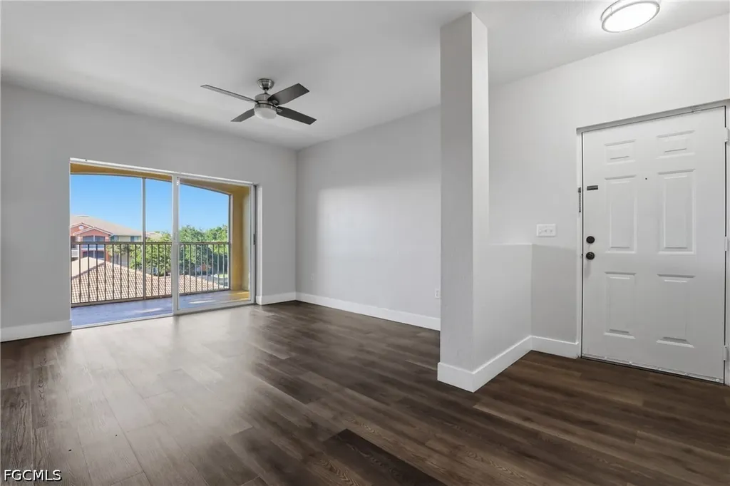 6321 Aragon Way Fort Myers FL 33966