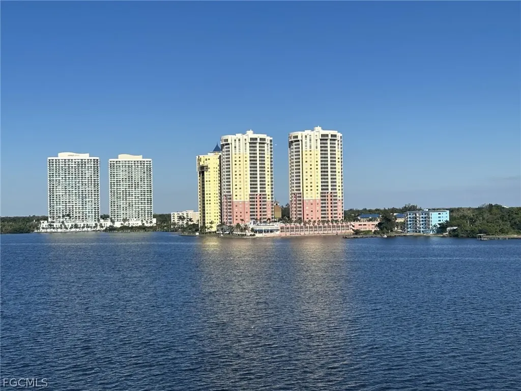 2743 1st Street Fort Myers FL 33916