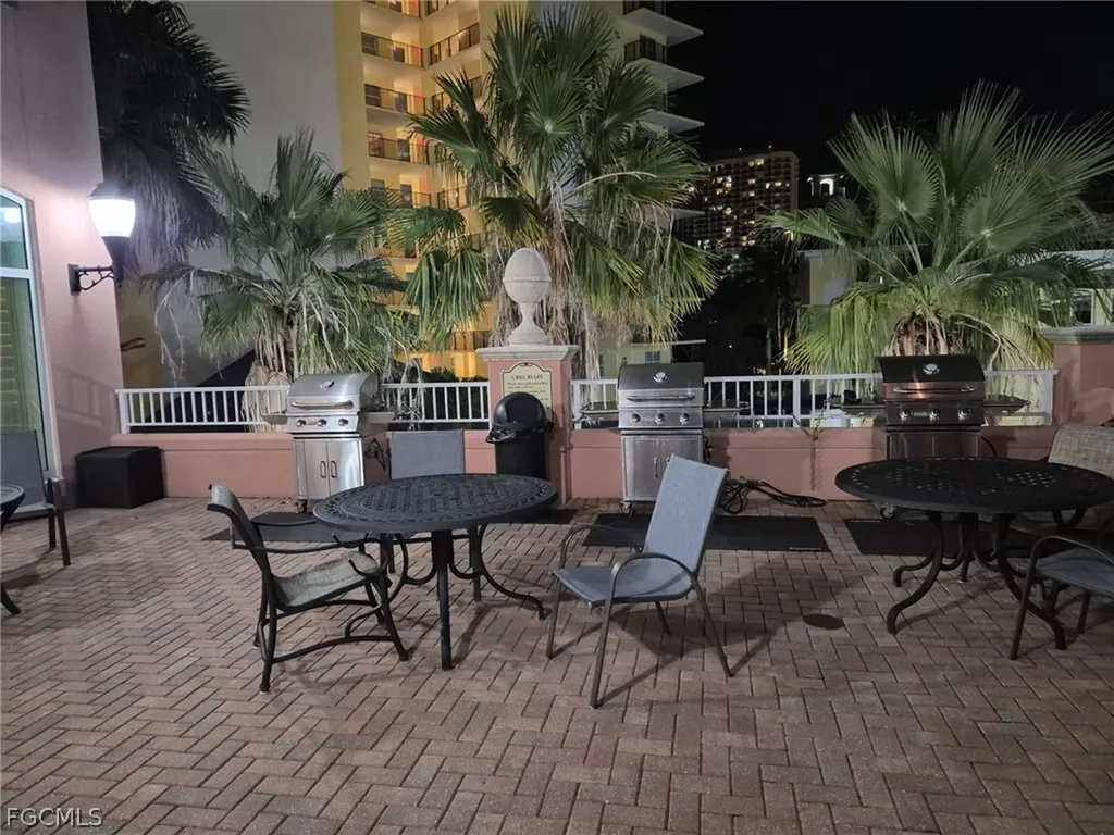 2743 1st Street Fort Myers FL 33916