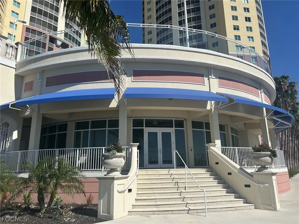 2743 1st Street Fort Myers FL 33916