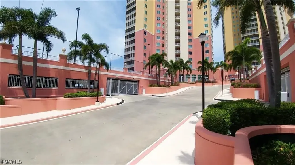 2743 1st Street Fort Myers FL 33916