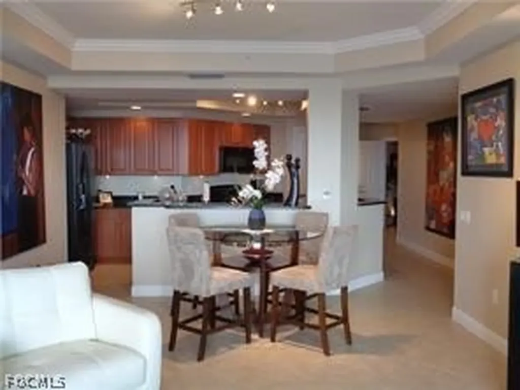 2743 1st Street Fort Myers FL 33916