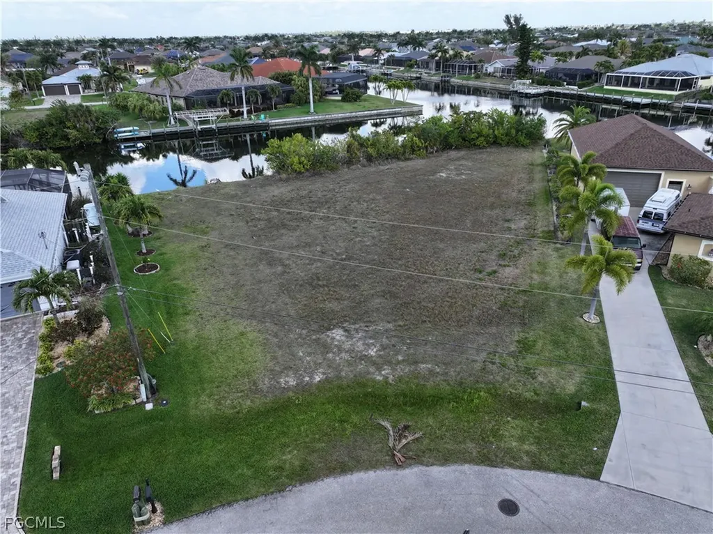 2801 SW 34th Terrace Cape Coral FL 33914