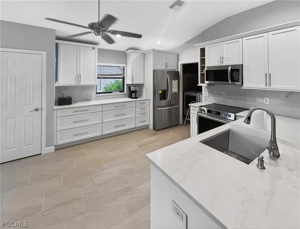 15472 Admiralty Circle North Fort Myers FL 33917
