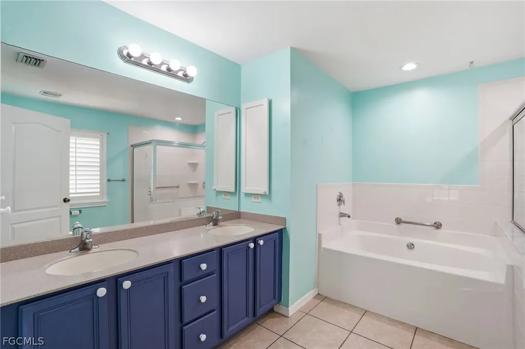 3622 NE 18th Place Cape Coral FL 33909