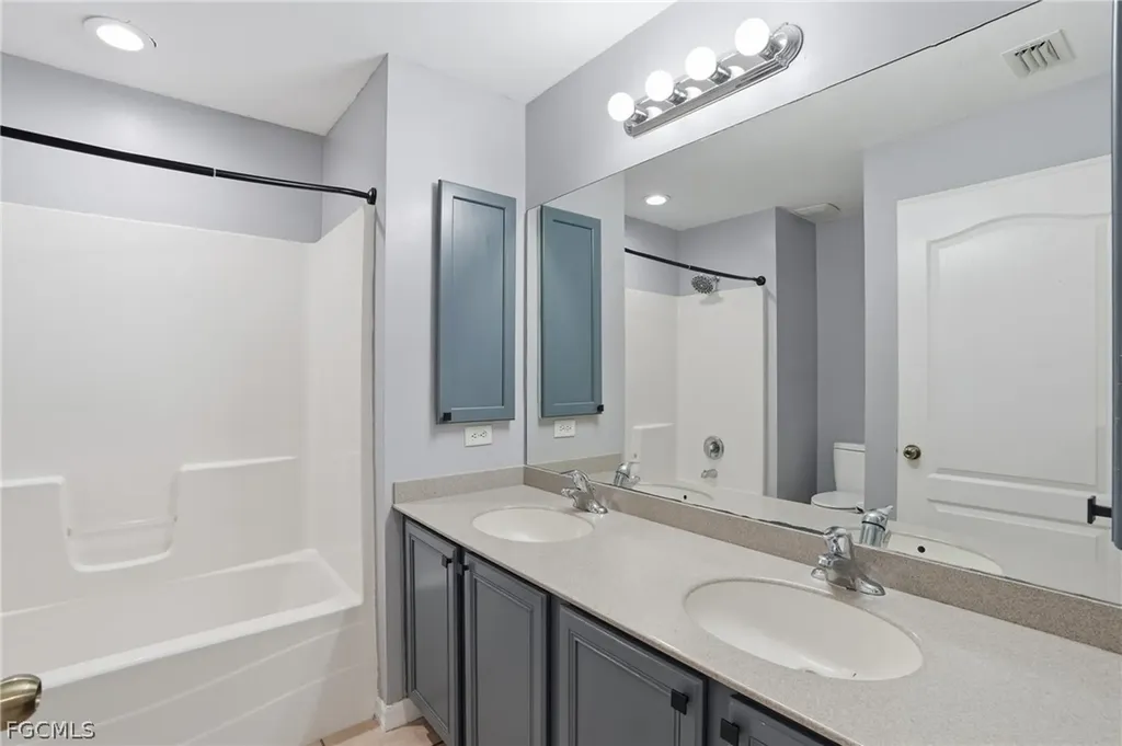 3622 NE 18th Place Cape Coral FL 33909