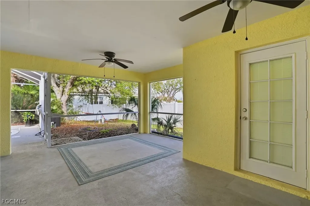 3622 NE 18th Place Cape Coral FL 33909